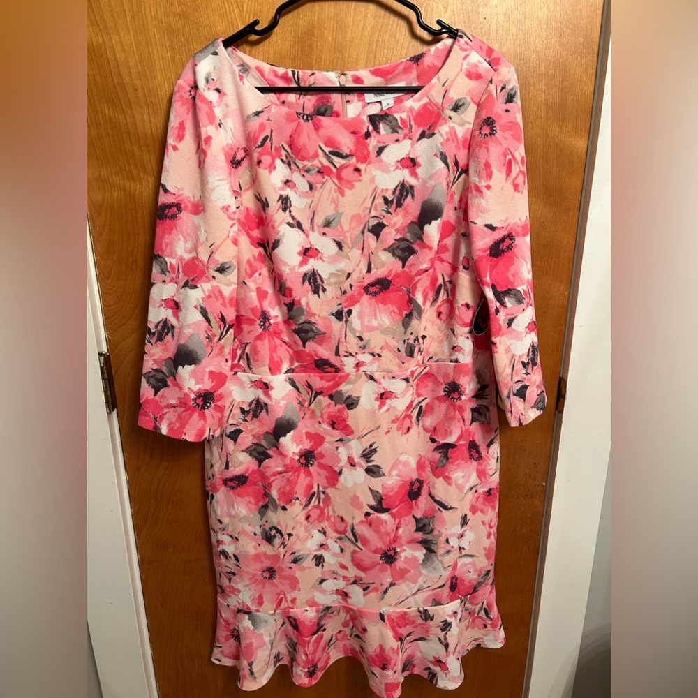 Nine West Dress. NWTS.